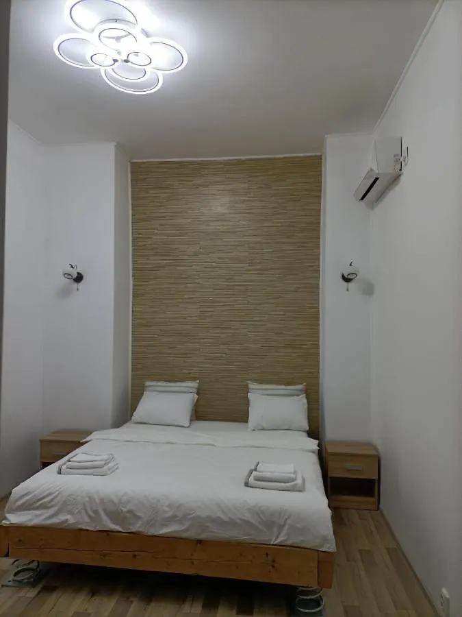 Luta Studio Bucarest Appartamento